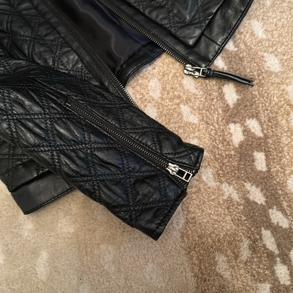 Zara leather jacket - Picture 4 of 5